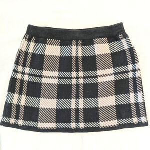 Little Girl Size 5 Pull-On Plaid Black and Beige Knit Skirt